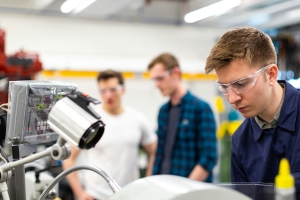 Ausbildung als Elektroniker bei HÜBERS